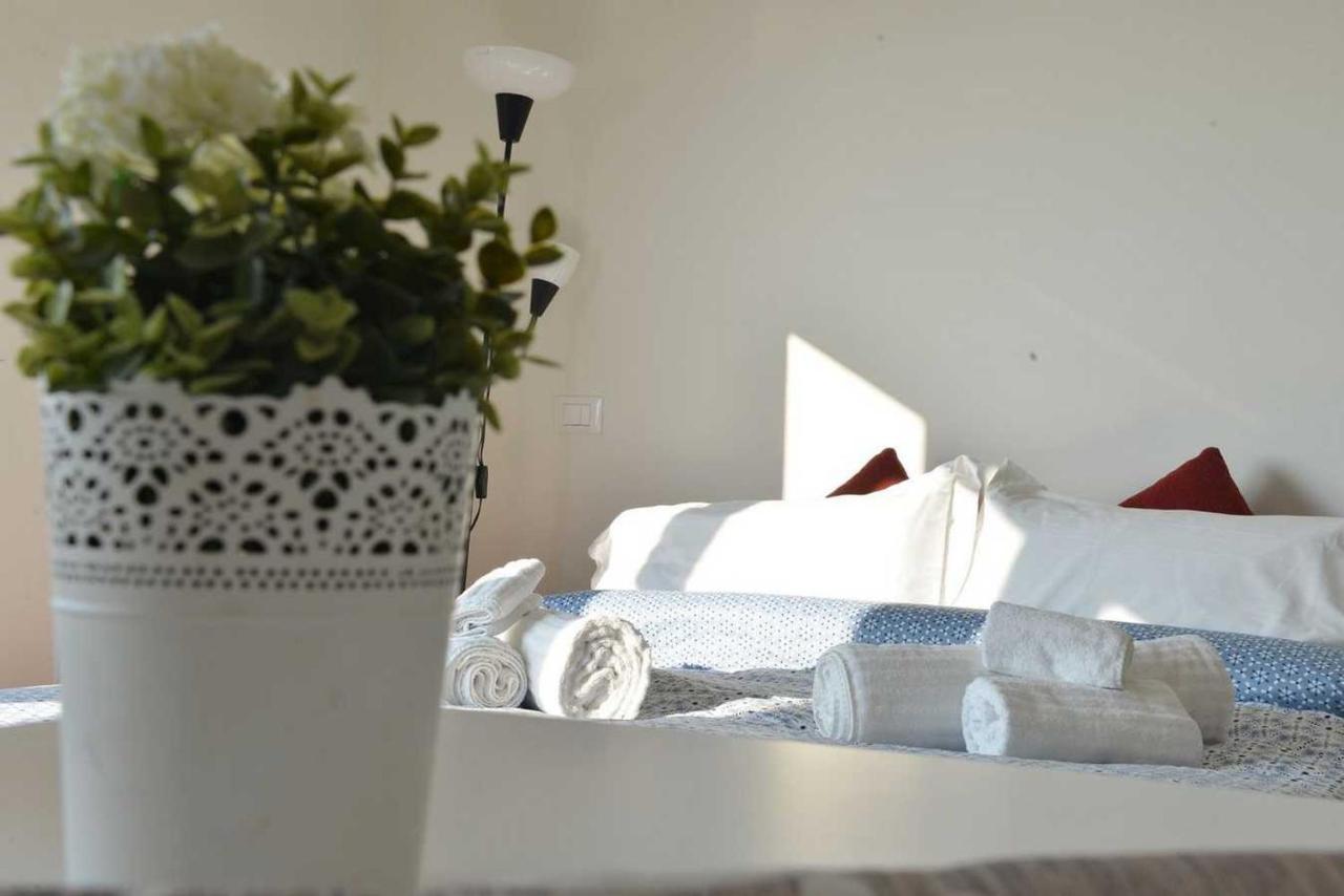 City Center - Luigi&Carolina Apartments - By Host4U Pavia Eksteriør billede