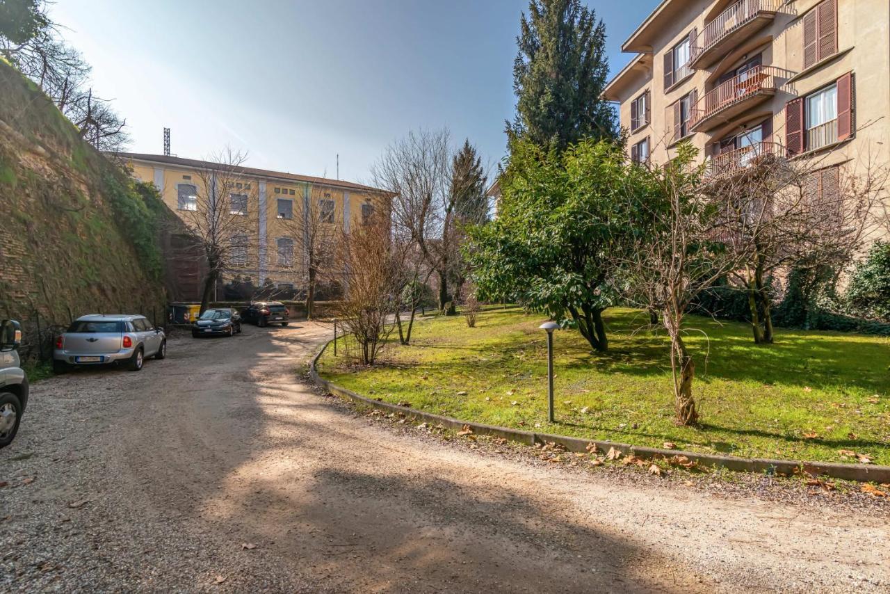 City Center - Luigi&Carolina Apartments - By Host4U Pavia Eksteriør billede